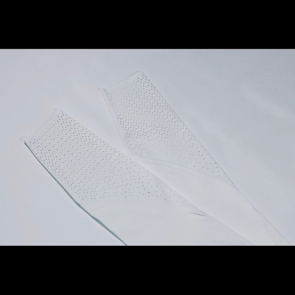 Anew Tight - Picture 3 of 5